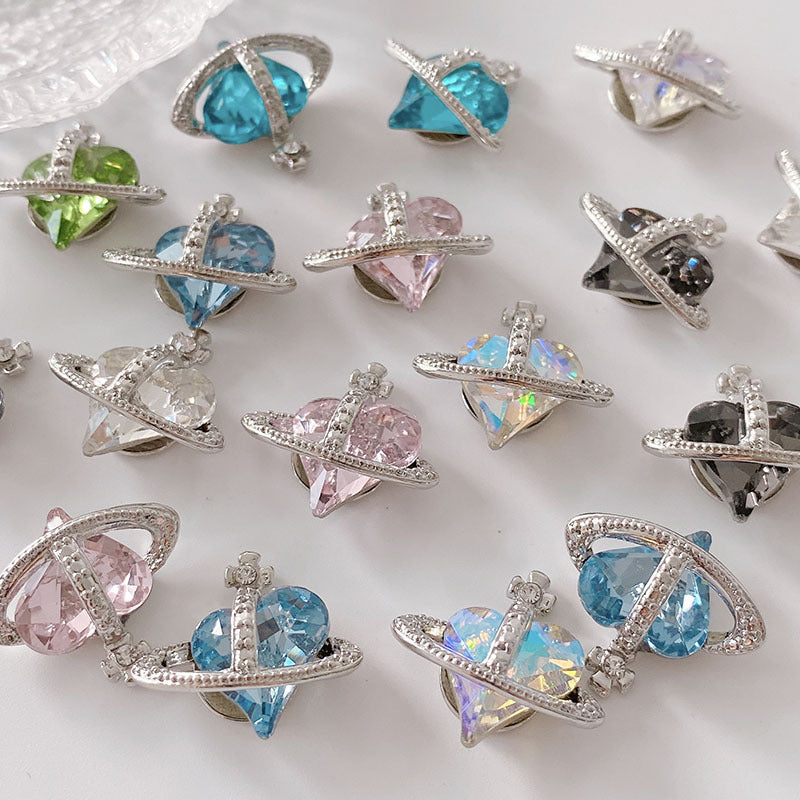 Rotating 3D crystal butterfly & Crystal Shiny Heart Shape Planet & Metal Planet