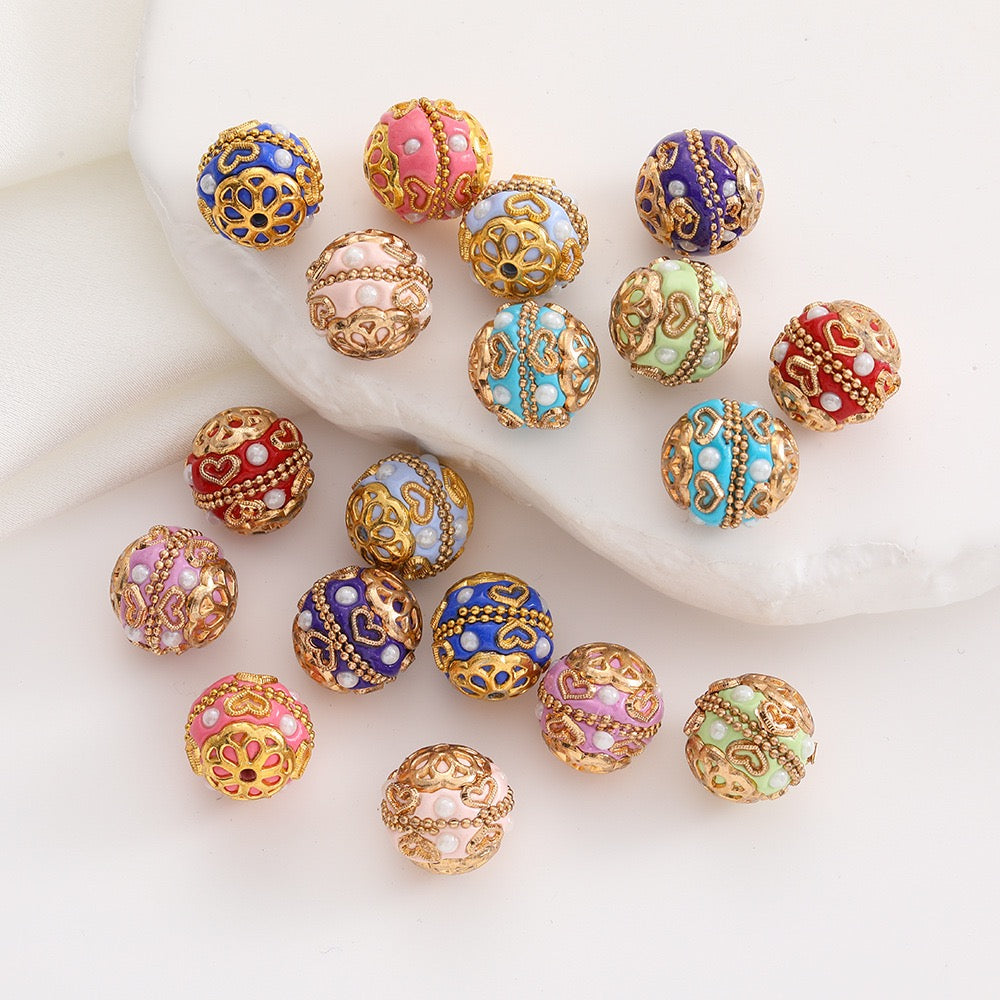 18mm Nepal Beads Gold Totem high touch with ryhstone clay beads;(5piece/bag)