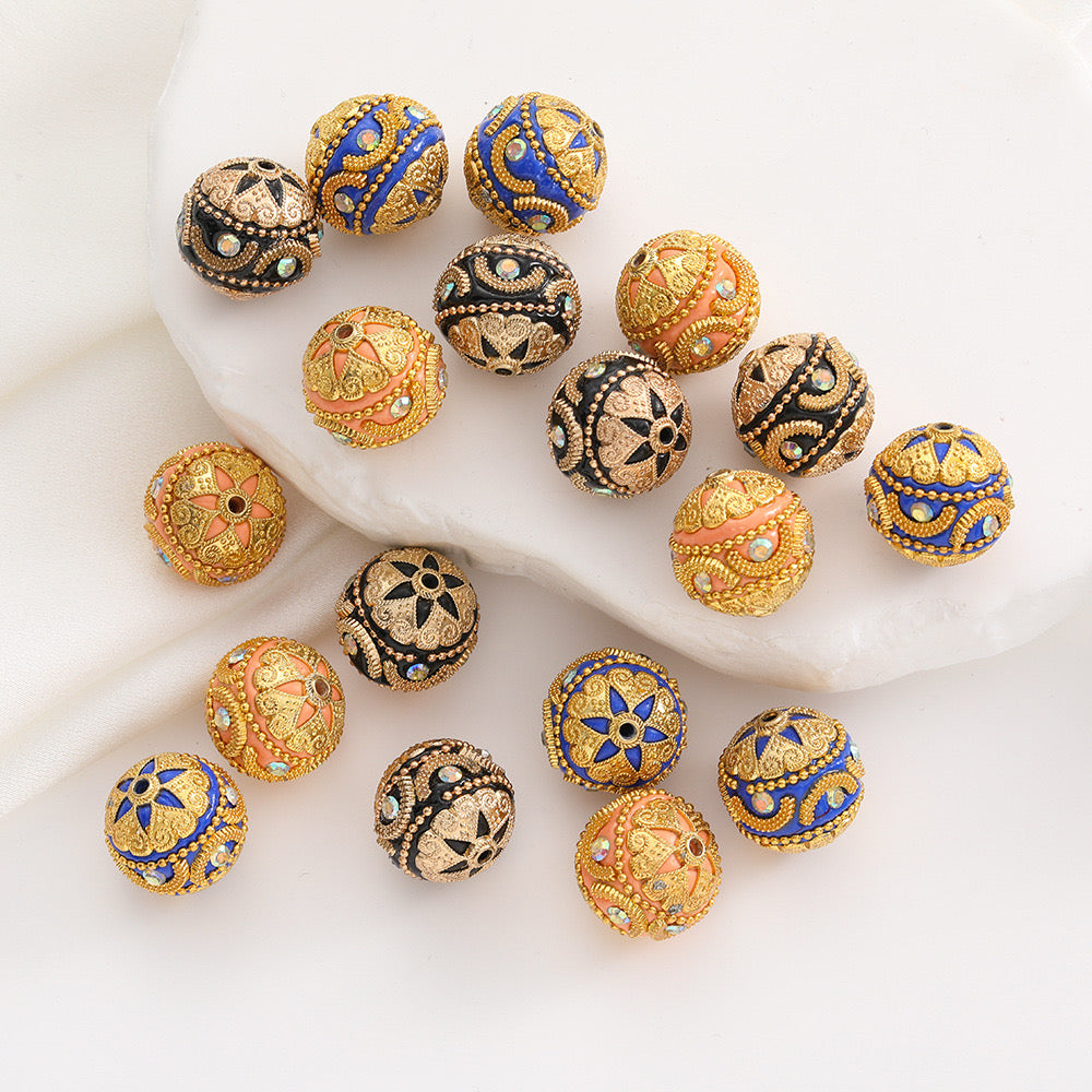 18mm Nepal Beads Gold Totem high touch with ryhstone clay beads;(5piece/bag)